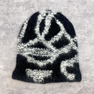 Y2k 2000s grunge gothic thick fuzzy wool punk black beanie